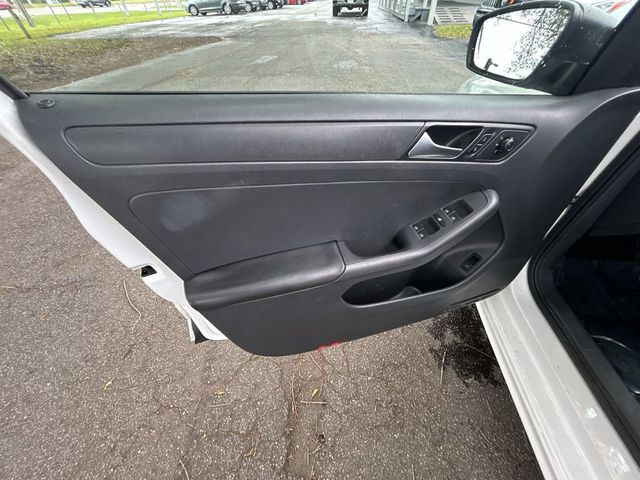 2015 Volkswagen Jetta Sedan BASE - 23021576 - 11
