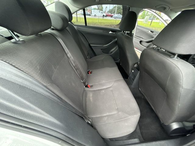 2015 Volkswagen Jetta Sedan BASE - 23021576 - 20