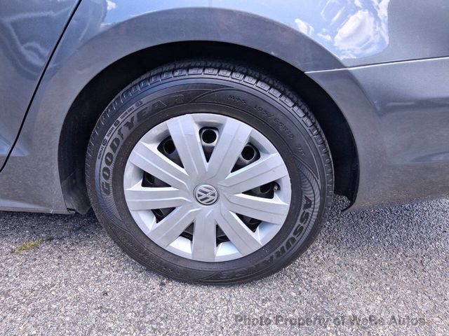 2015 Volkswagen Jetta Sedan S 4dr Sedan 6A - 23041395 - 9