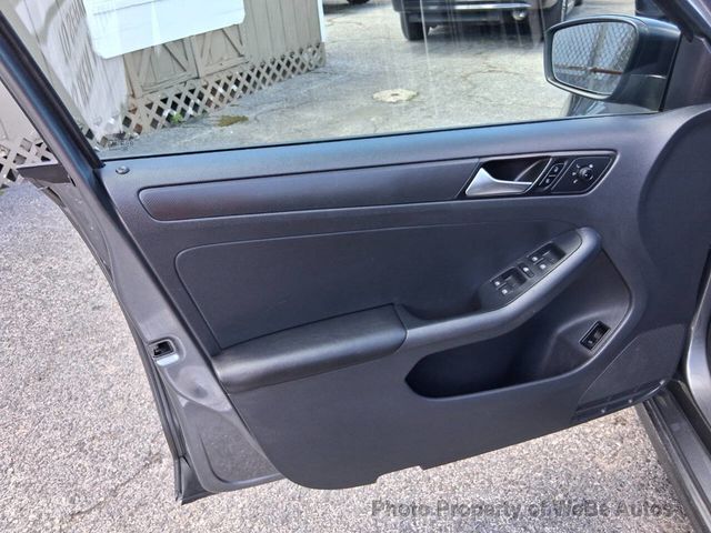 2015 Volkswagen Jetta Sedan S 4dr Sedan 6A - 23041395 - 13
