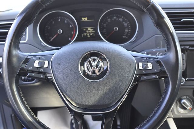 2015 Volkswagen Jetta Sedan SE - 20997536 - 9