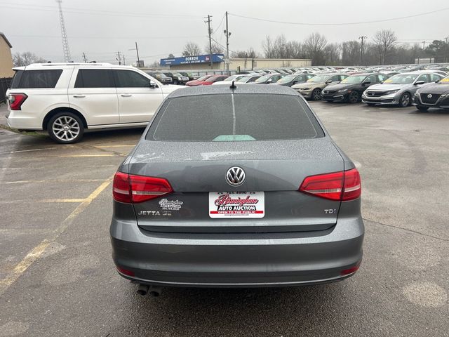 2015 Volkswagen Jetta Sedan TDI SE - 22968292 - 4