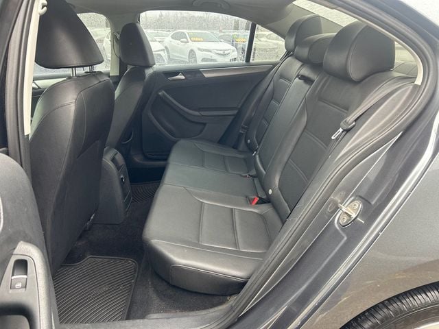 2015 Volkswagen Jetta Sedan TDI SE - 22968292 - 6