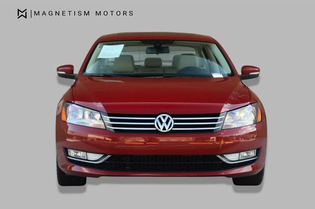 2015 Volkswagen Passat 1.8T SE w/Sunroof & Nav - 23048387 - 5