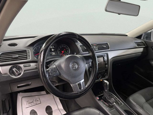 2015 Volkswagen Passat 4dr Sedan 1.8T Automatic Limited Edition - 23014118 - 10