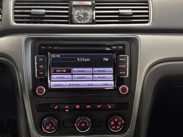 2015 Volkswagen Passat 4dr Sedan 1.8T Automatic Limited Edition - 23014118 - 23