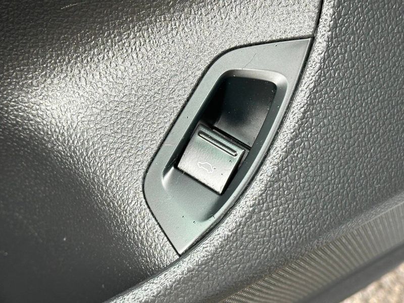 2015 Volkswagen Passat 4dr Sedan 1.8T Automatic Limited Edition PZEV - 22928587 - 14