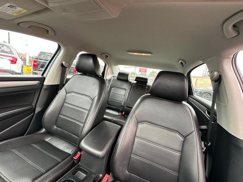 2015 Volkswagen Passat 4dr Sedan 1.8T Automatic Limited Edition PZEV - 22928587 - 22