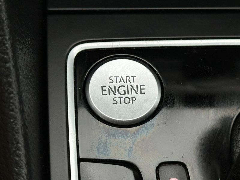 2015 Volkswagen Passat 4dr Sedan 1.8T Automatic Limited Edition PZEV - 22928587 - 44