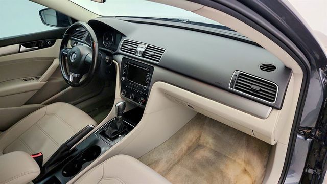 2015 Volkswagen Passat 4dr Sedan 1.8T Automatic Limited Edition PZEV w/ Heated Seats - 22996818 - 23