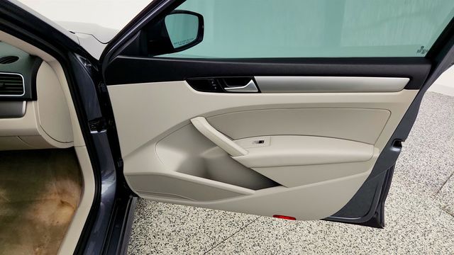 2015 Volkswagen Passat 4dr Sedan 1.8T Automatic Limited Edition PZEV w/ Heated Seats - 22996818 - 24