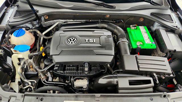 2015 Volkswagen Passat 4dr Sedan 1.8T Automatic Limited Edition PZEV w/ Heated Seats - 22996818 - 25