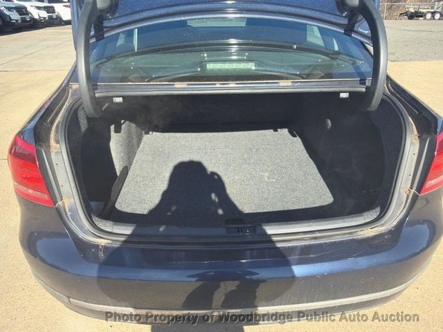 2015 Volkswagen Passat 4dr Sedan 1.8T Automatic SE - 22975116 - 11