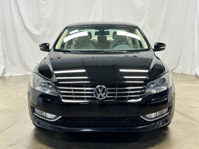 2015 Volkswagen Passat 4dr Sedan 1.8T Automatic SEL Premium PZEV - 23037922 - 6