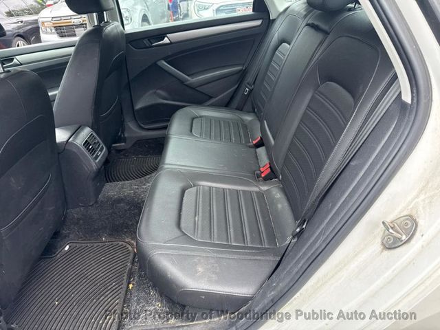 2015 Volkswagen Passat 4dr Sedan 1.8T Automatic SE PZEV - 23092910 - 9