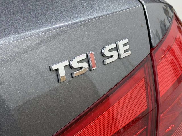 2015 Volkswagen Passat 4dr Sedan 1.8T Automatic SE PZEV - 22955574 - 17