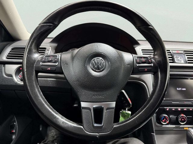 2015 Volkswagen Passat 4dr Sedan 1.8T Automatic SE PZEV - 22955574 - 31