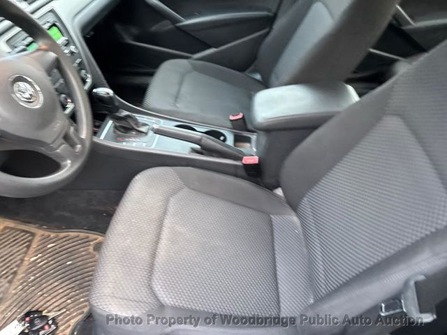 2015 Volkswagen Passat 4dr Sedan 1.8T Automatic S PZEV - 22973523 - 6