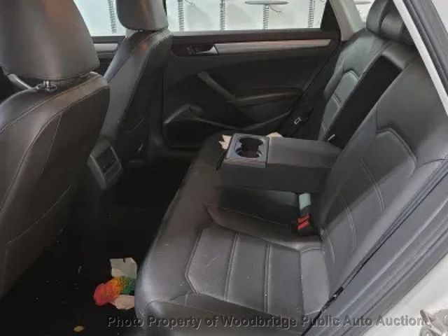 2015 Volkswagen Passat 4dr Sedan 1.8T Automatic S PZEV - 22994664 - 8