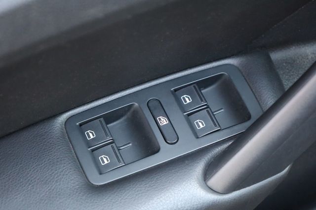 2015 Volkswagen Passat 4dr Sedan 2.0L DSG TDI SE w/Sunroof & Nav - 22978825 - 31