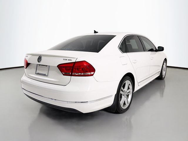 2015 Volkswagen Passat 4dr Sedan 2.0L TDI DSG SEL Premium - 22997420 - 6
