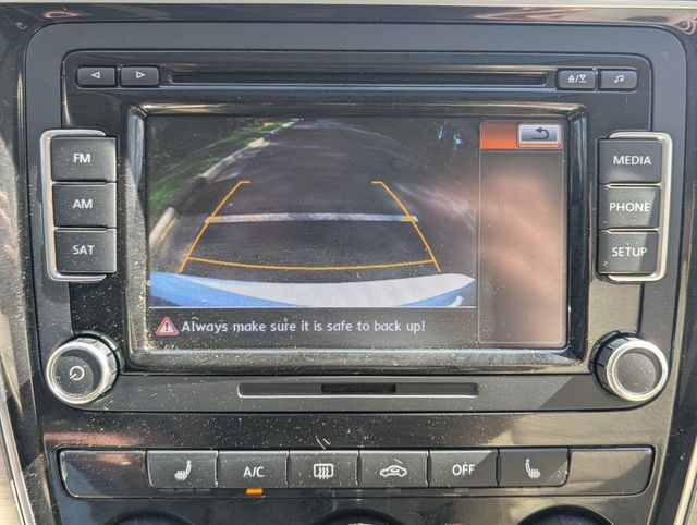 2015 Volkswagen Passat 4dr Sedan 2.0L TDI DSG SE w/Sunroof - 22990159 - 17