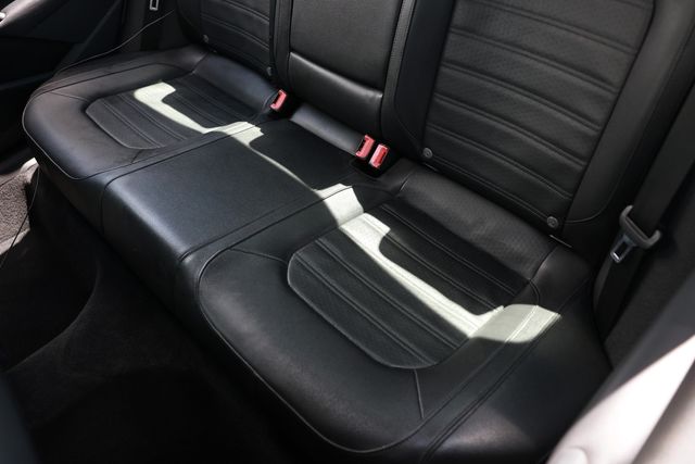 2015 Volkswagen Passat SE - 23013217 - 12