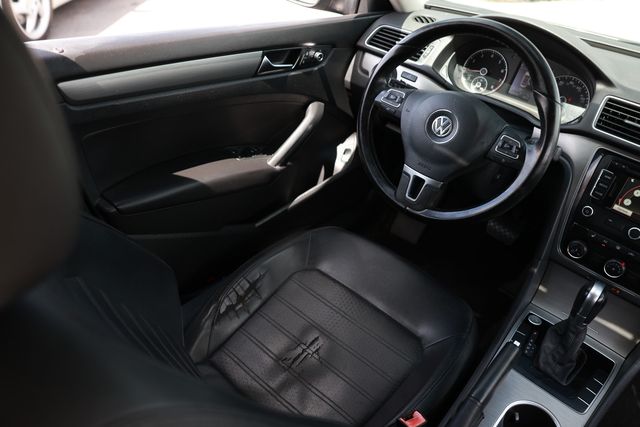 2015 Volkswagen Passat SE - 23013217 - 22