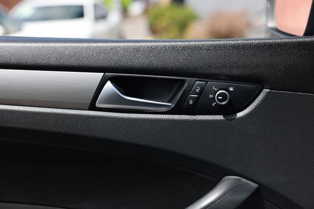 2015 Volkswagen Passat SE - 23013217 - 47