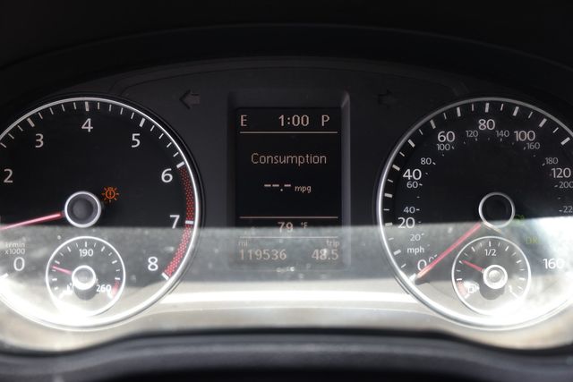 2015 Volkswagen Passat SE - 23013217 - 50