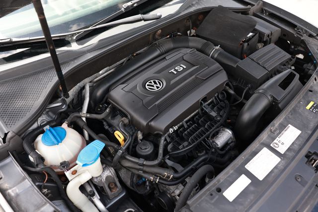 2015 Volkswagen Passat SE - 23013217 - 51