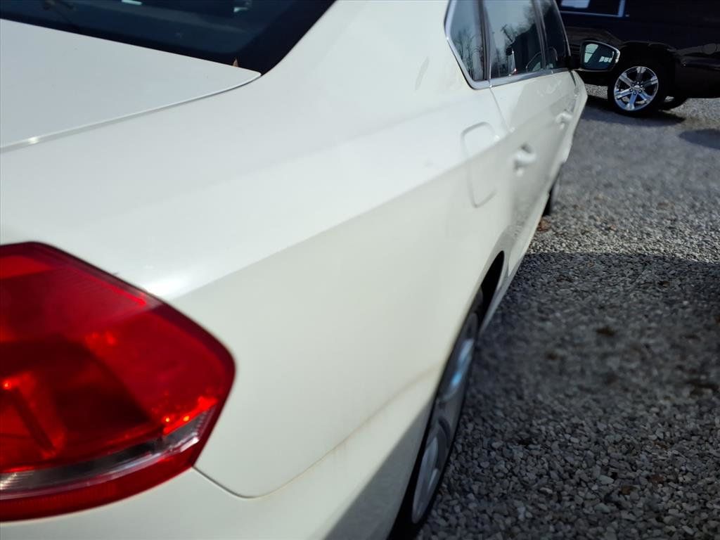 2015 Volkswagen Passat TDI SE Sedan 4D - 22952287 - 14