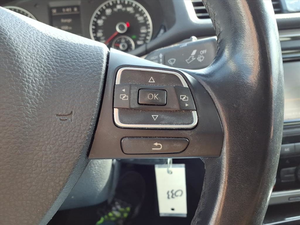 2015 Volkswagen Passat TDI SE Sedan 4D - 22952287 - 8