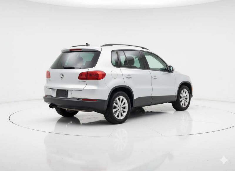 2015 Volkswagen Tiguan SE 4dr SUV - 22913922 - 5