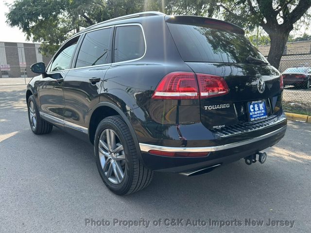 2015 Volkswagen Touareg 4dr V6 Lux - 23064884 - 13