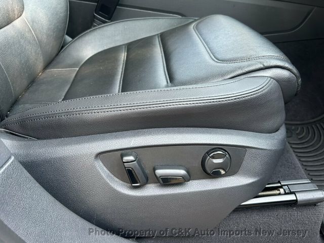2015 Volkswagen Touareg 4dr V6 Lux - 23064884 - 22