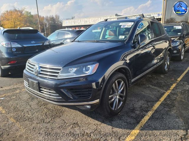 2015 Volkswagen Touareg V6 TDI - 23041753 - 0