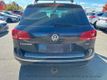 2015 Volkswagen Touareg V6 TDI - 23041753 - 17