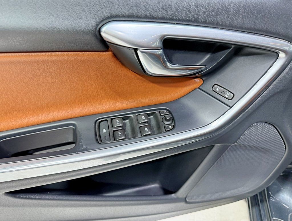 2015 Volvo S60 2015.5 4dr Sedan T5 Premier AWD - 22948455 - 30