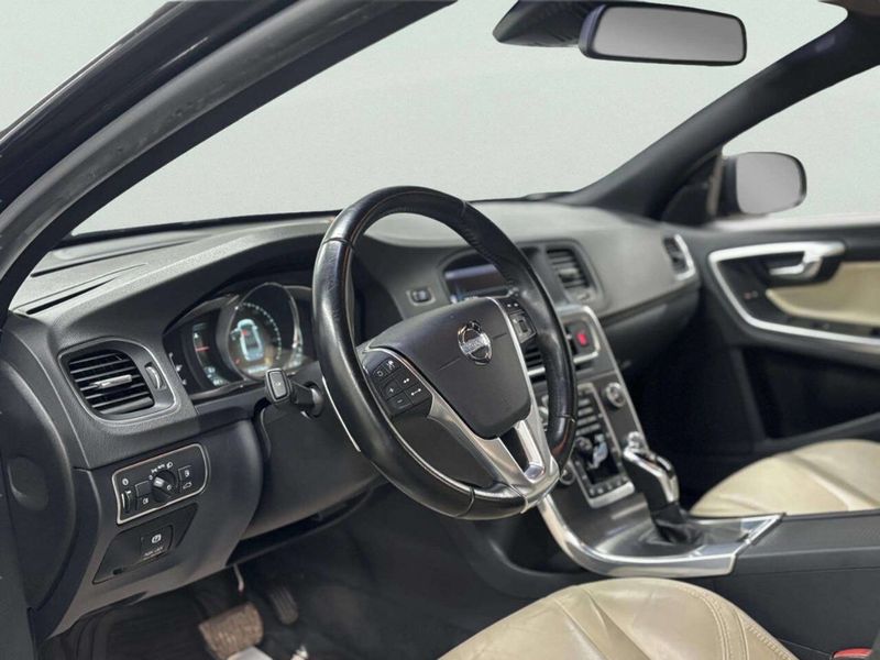 2015 Volvo S60 4dr Sedan T5 Drive-E Premier Plus FWD - 22969615 - 11