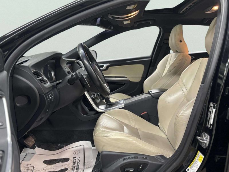 2015 Volvo S60 4dr Sedan T5 Drive-E Premier Plus FWD - 22969615 - 12