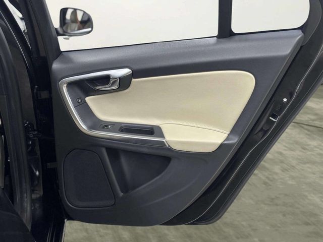 2015 Volvo S60 4dr Sedan T5 Drive-E Premier Plus FWD - 22969615 - 17