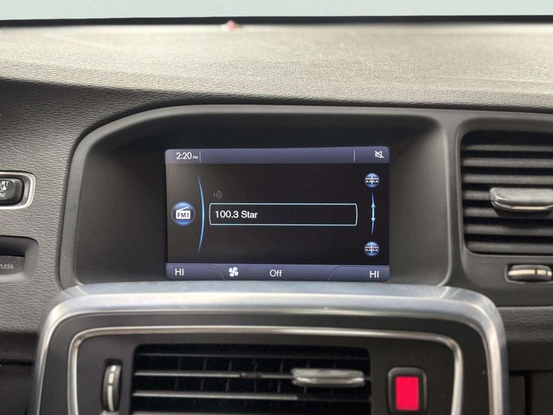 2015 Volvo S60 4dr Sedan T5 Drive-E Premier Plus FWD - 22969615 - 25