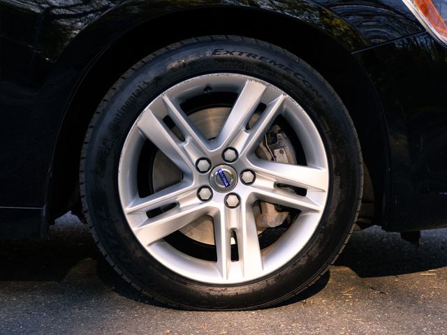 2015 Volvo S60 ONE OWNER DEALER SERVICED - 23009159 - 27