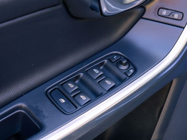 2015 Volvo S60 ONE OWNER DEALER SERVICED - 23009159 - 29