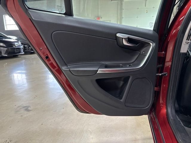 2015 Volvo V60 2015.5 4dr Wagon T5 Premier AWD - 23075592 - 20