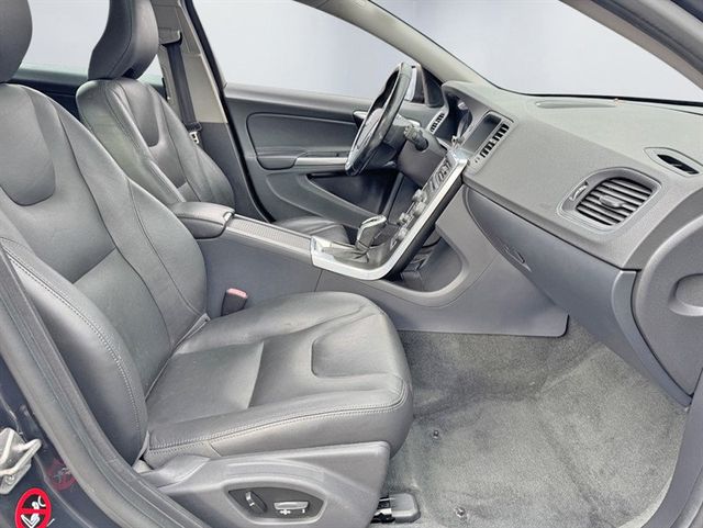 2015 Volvo V60 4dr Wagon T5 Drive-E Platinum FWD - 22948833 - 22
