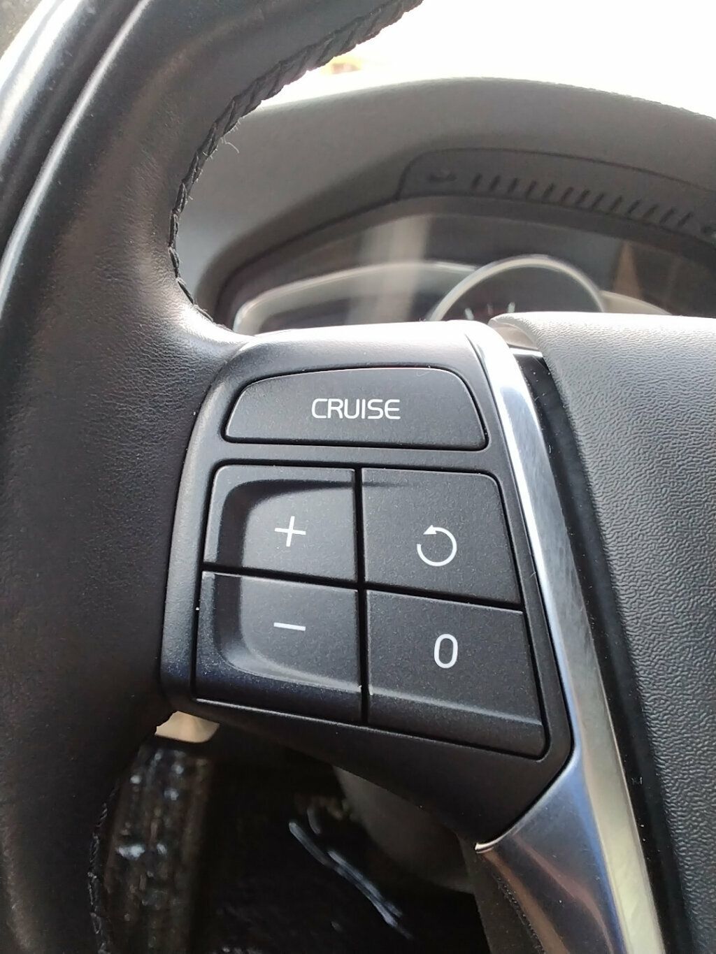 2015 Volvo V60 T5 Drive-E Platinum photo 14