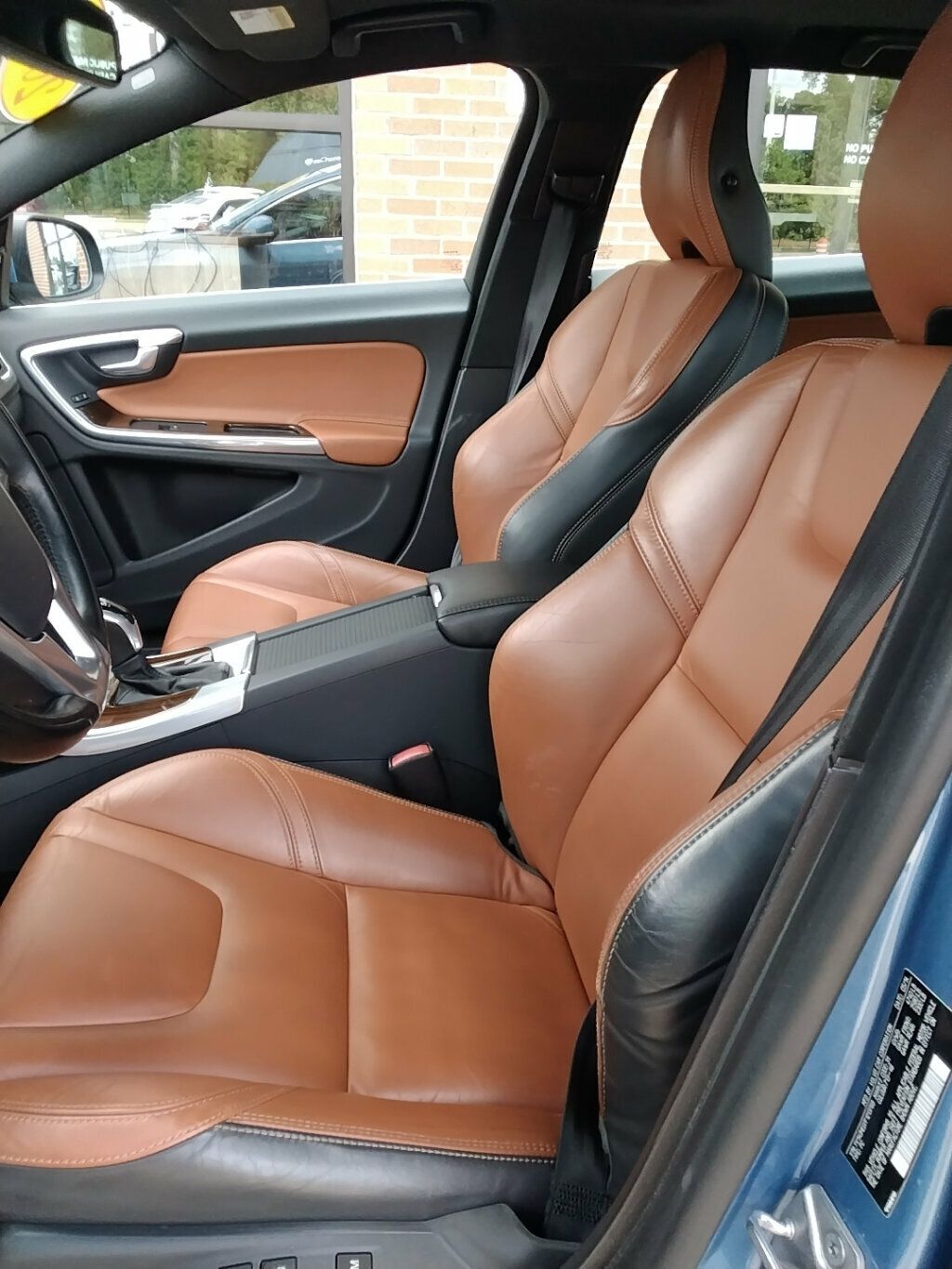 2015 Volvo V60 T5 Drive-E Platinum photo 7