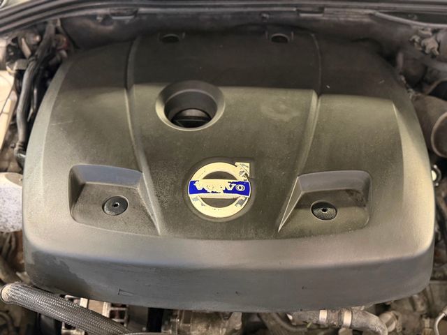 2015 Volvo V60 4dr Wagon T5 Drive-E Premier Plus FWD - 22867638 - 32